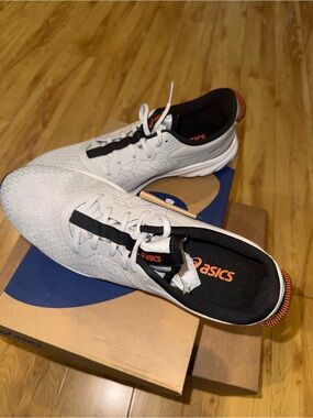 ASICS Men’s White, Black & Orange Performance Running Shoes